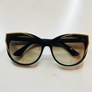 Thierry Larry Sunglasses with Gold Detail